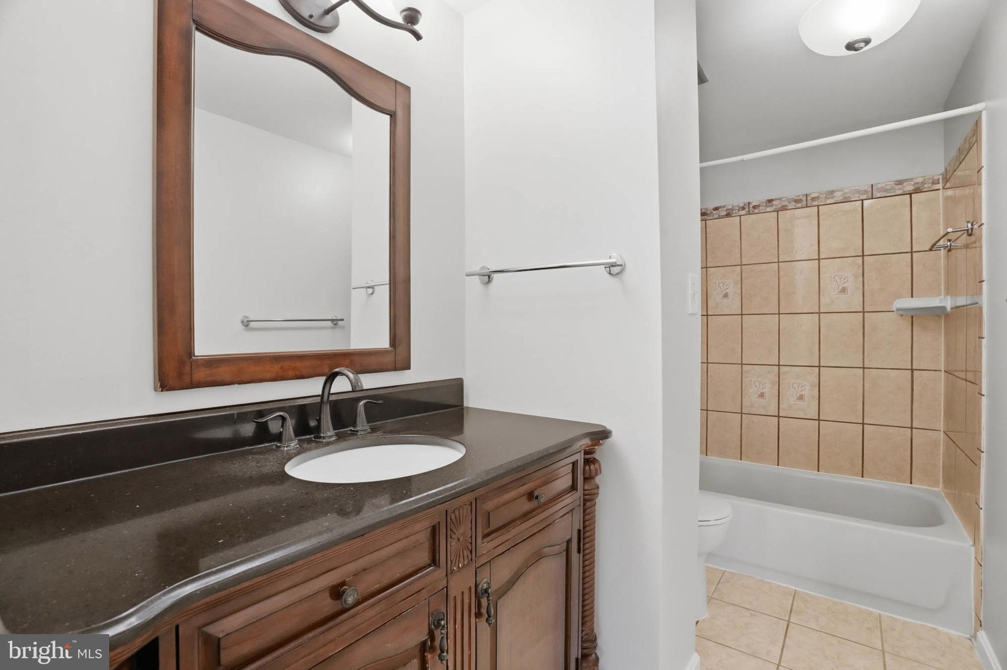 ELLICOTT HILLS - Residential