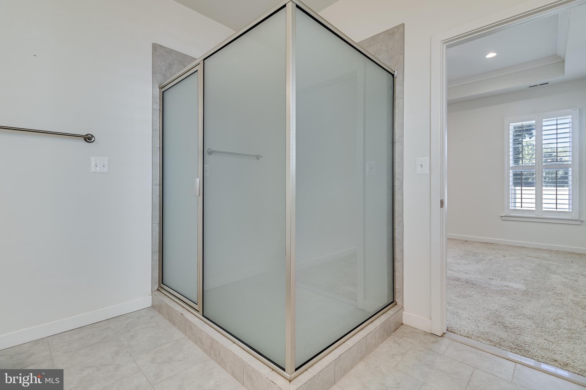 HAWTHORNE GREENE - Residential