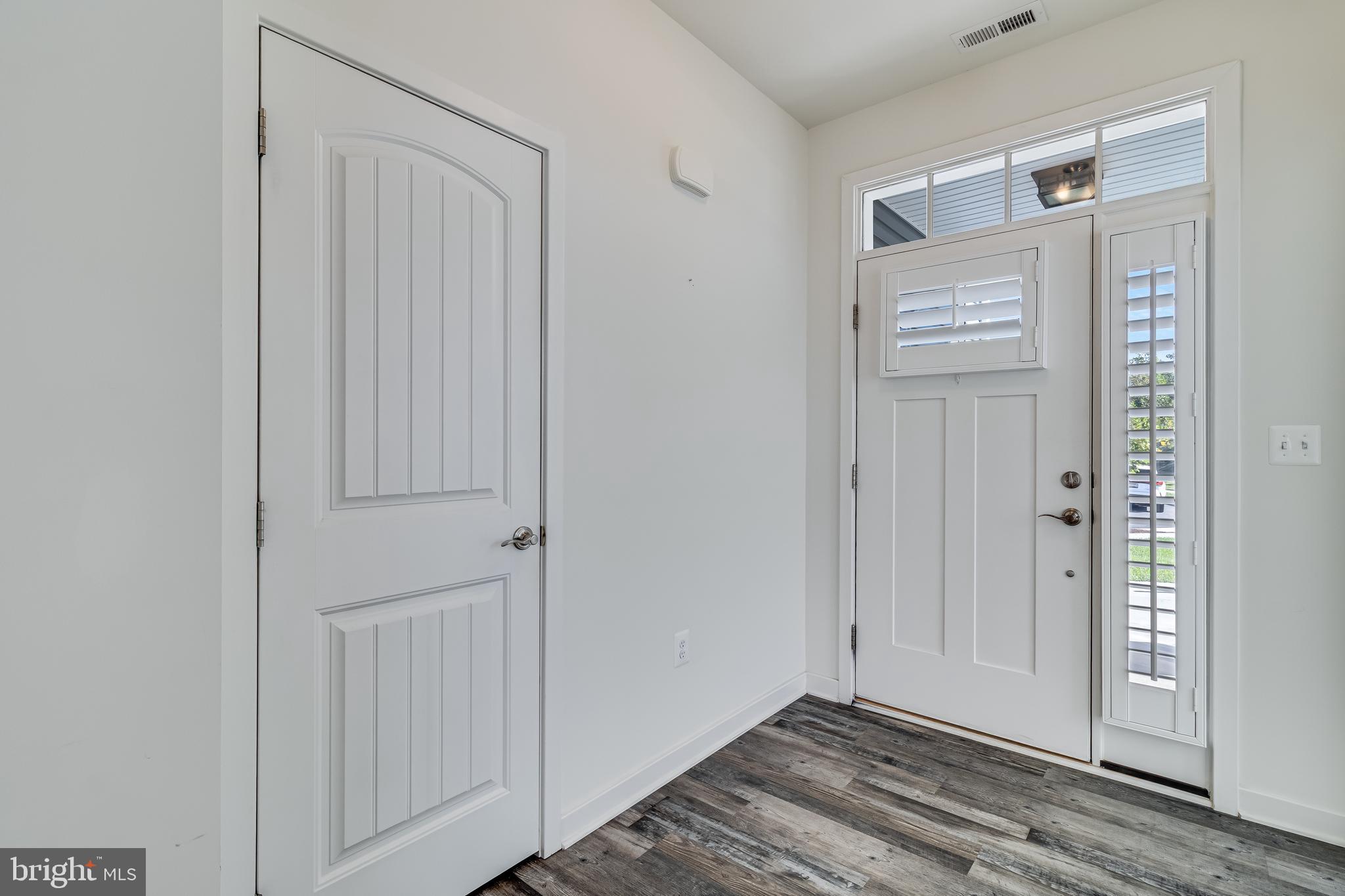 HAWTHORNE GREENE - Residential