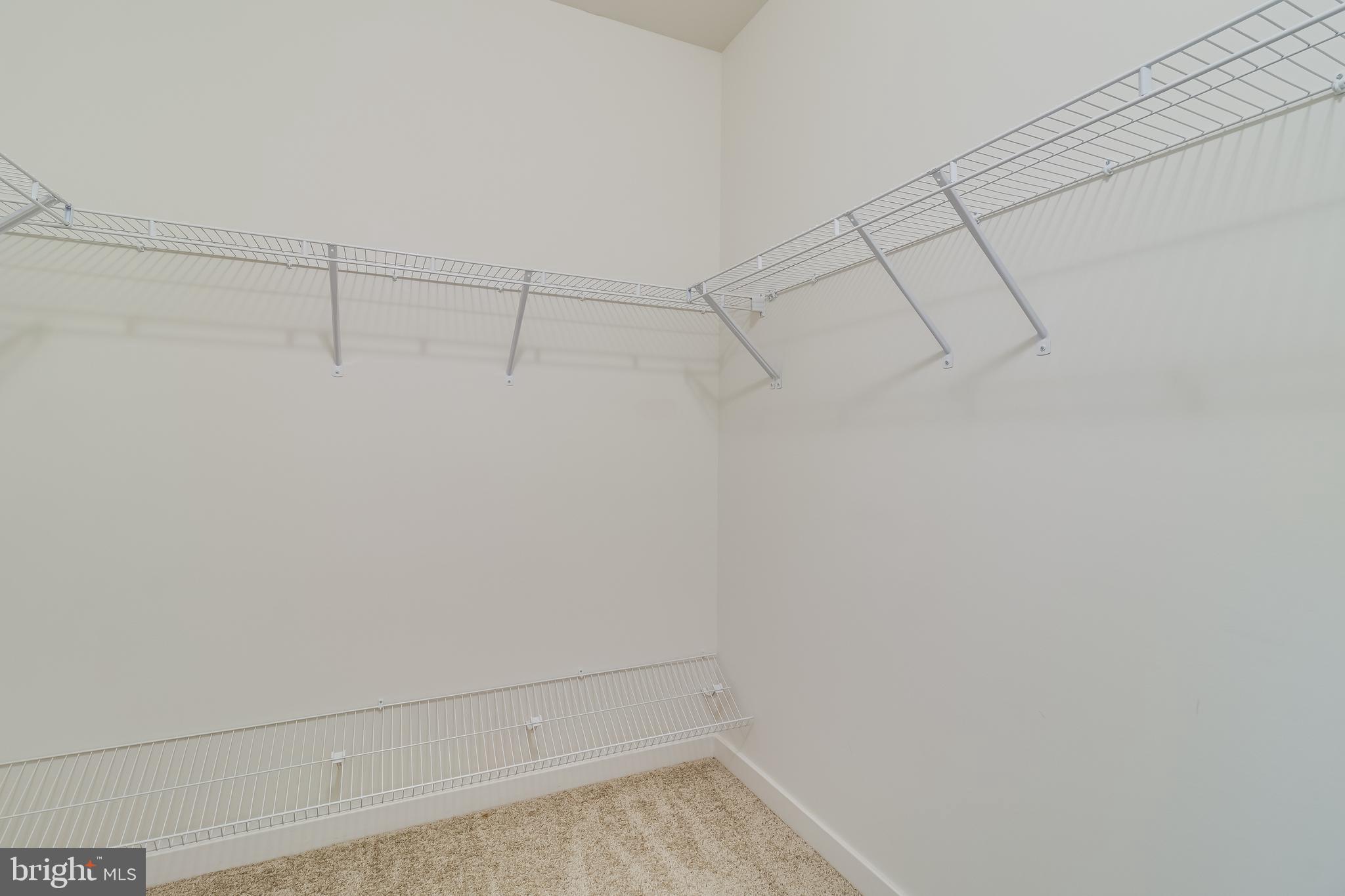 HAWTHORNE GREENE - Residential