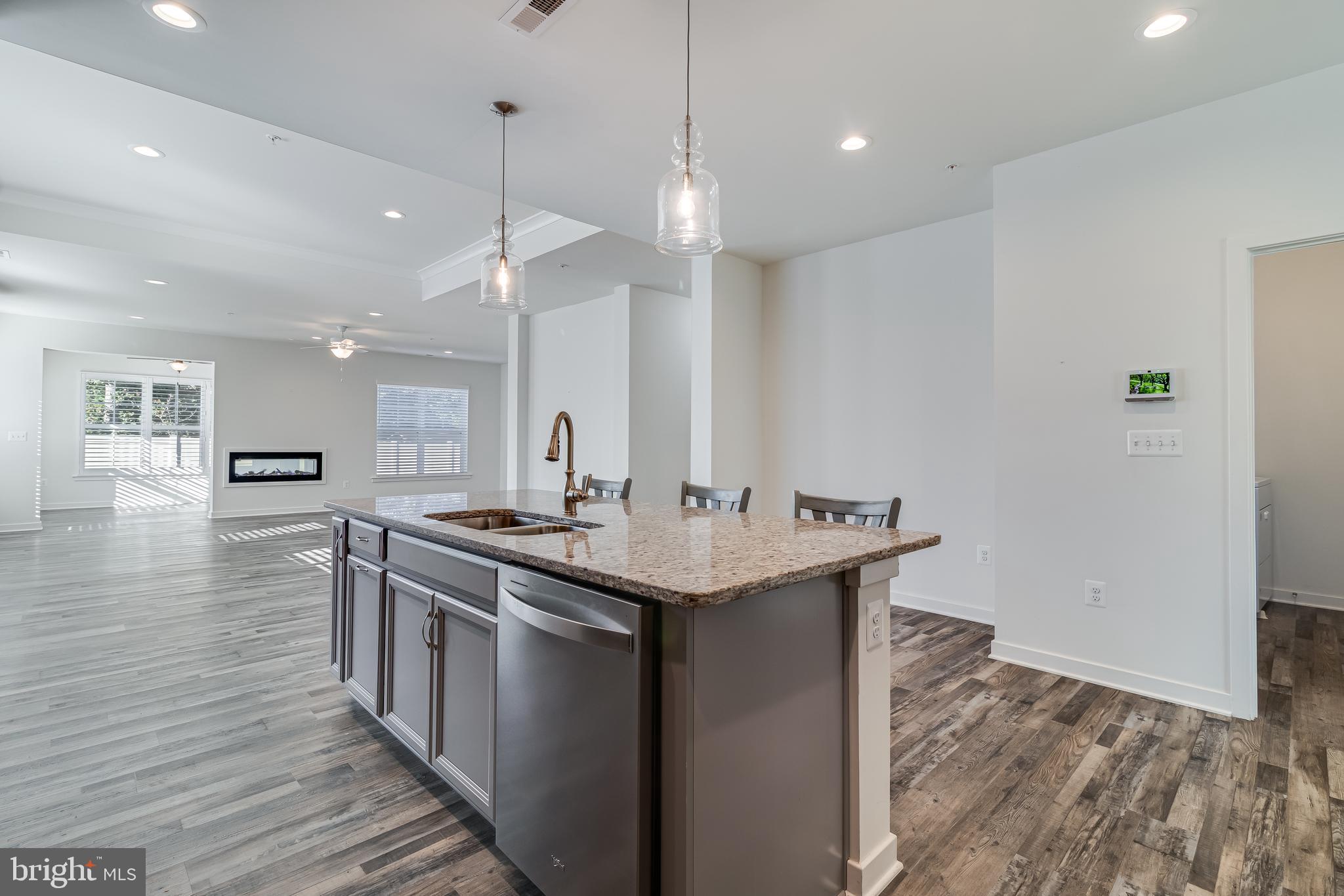 HAWTHORNE GREENE - Residential