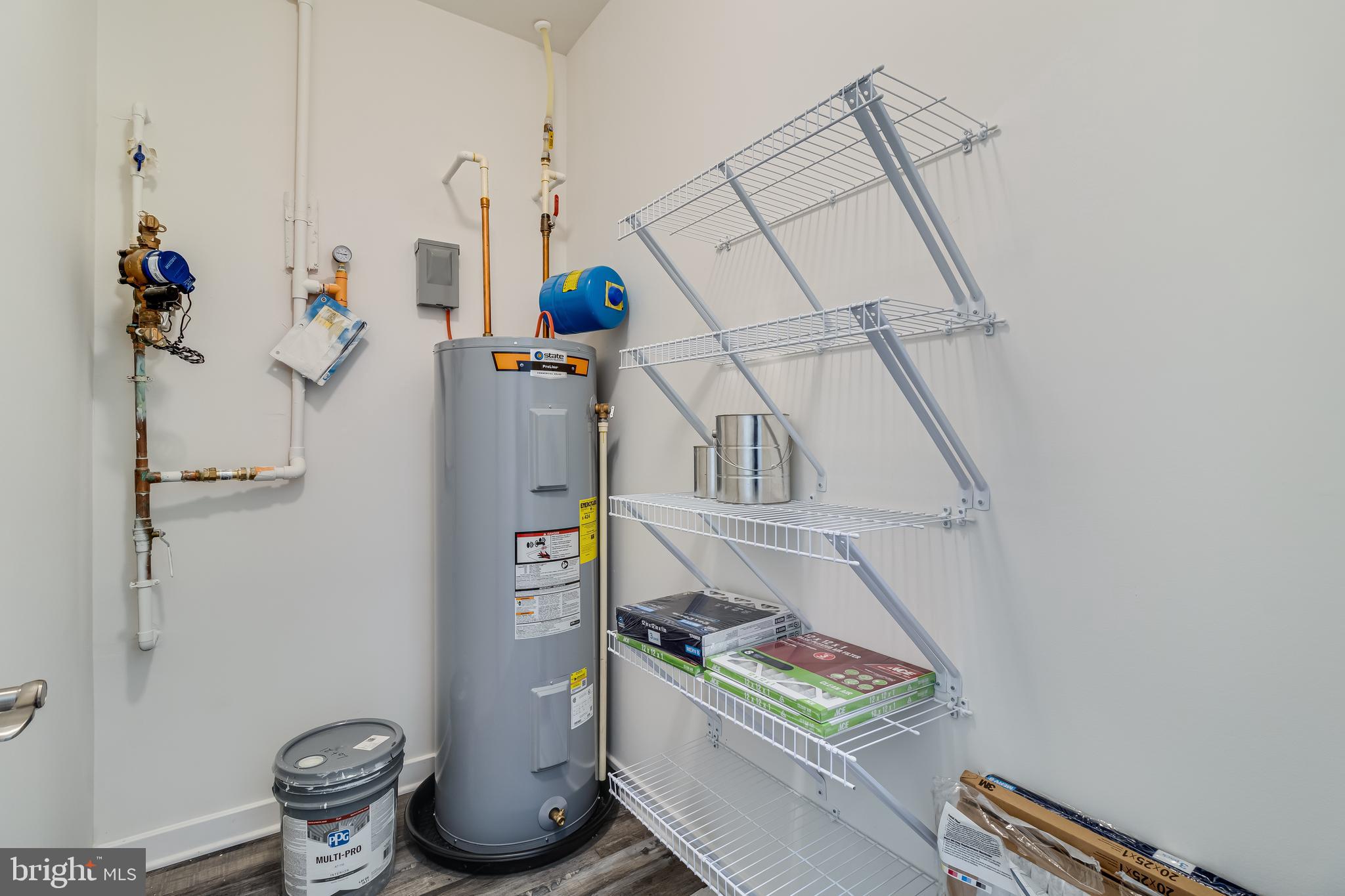 HAWTHORNE GREENE - Residential