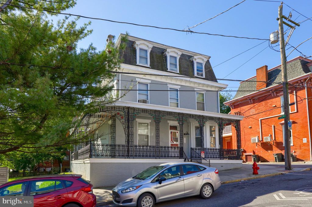 Photo of 222 W Vine Street, LANCASTER, PA 17603 (MLS # PALA2059076)