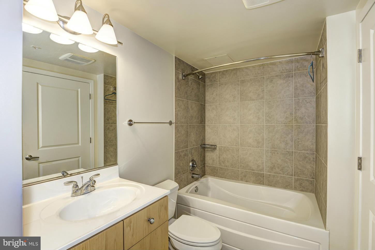 HAWTHORN - Residential