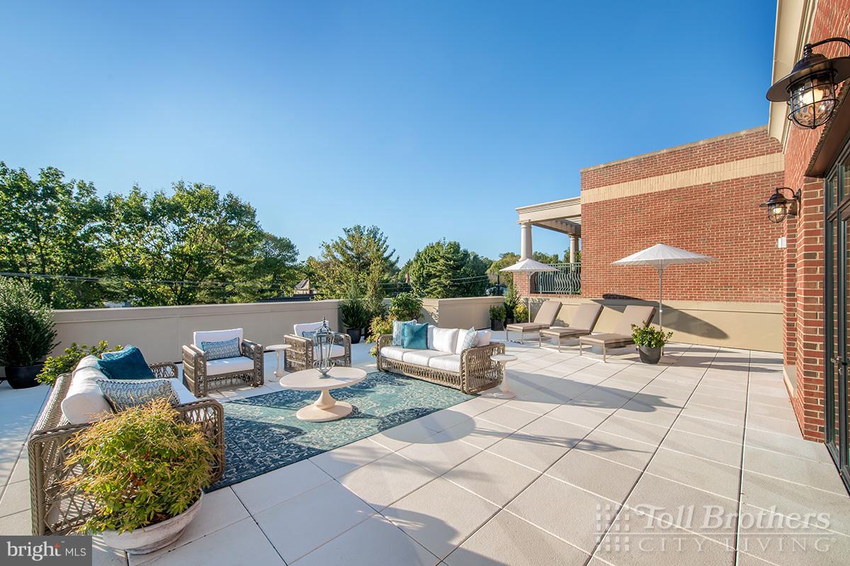 HAMPDEN ROW - Residential