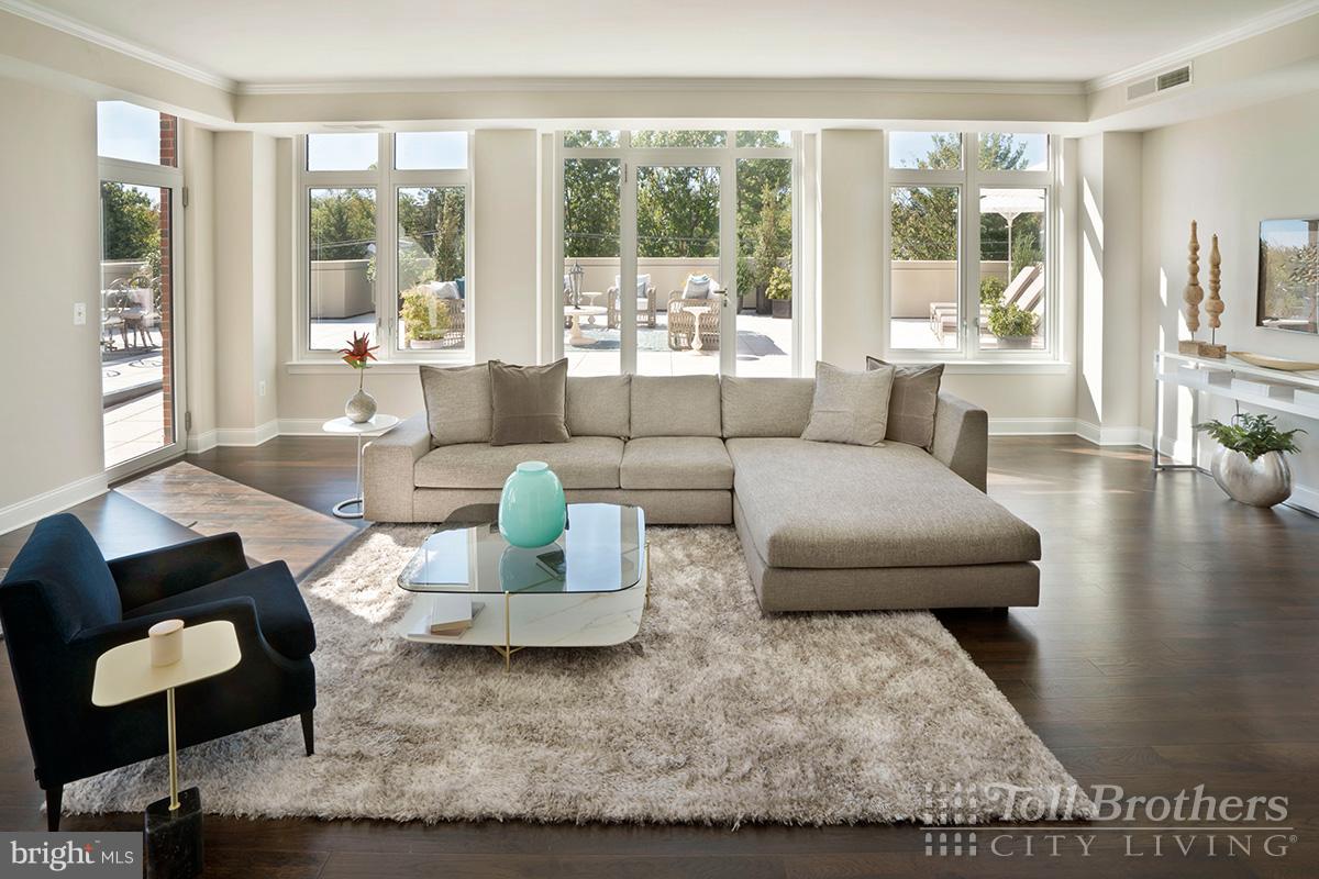 HAMPDEN ROW - Residential