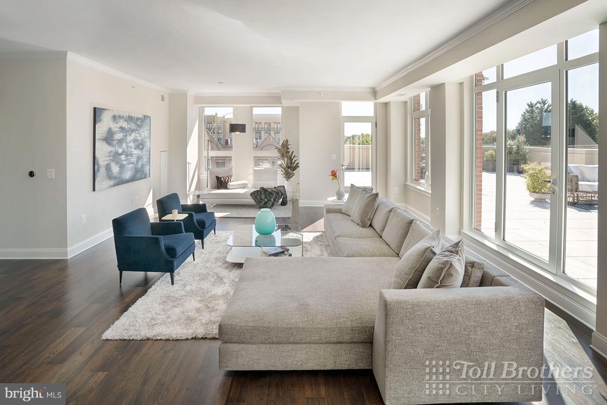 HAMPDEN ROW - Residential