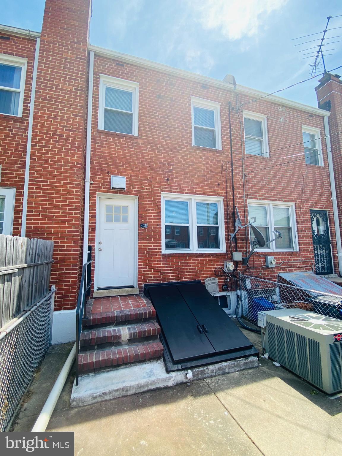 BAYVIEW - Residential Lease