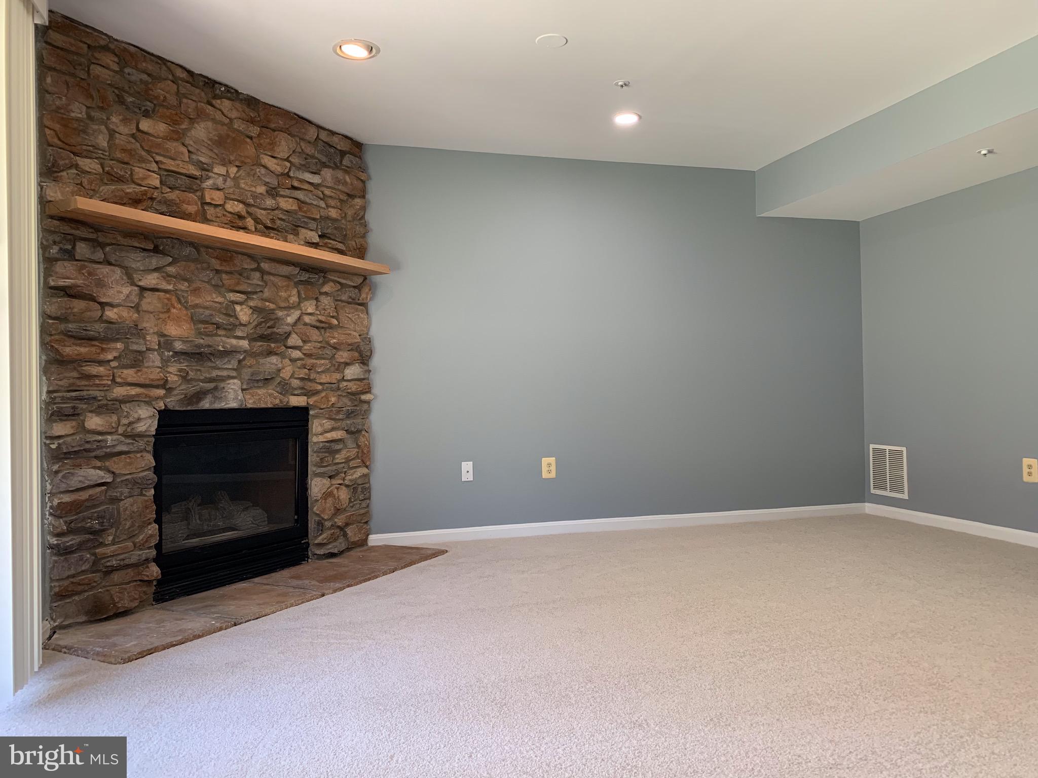 PIKESWOOD VILLAGE - Residential