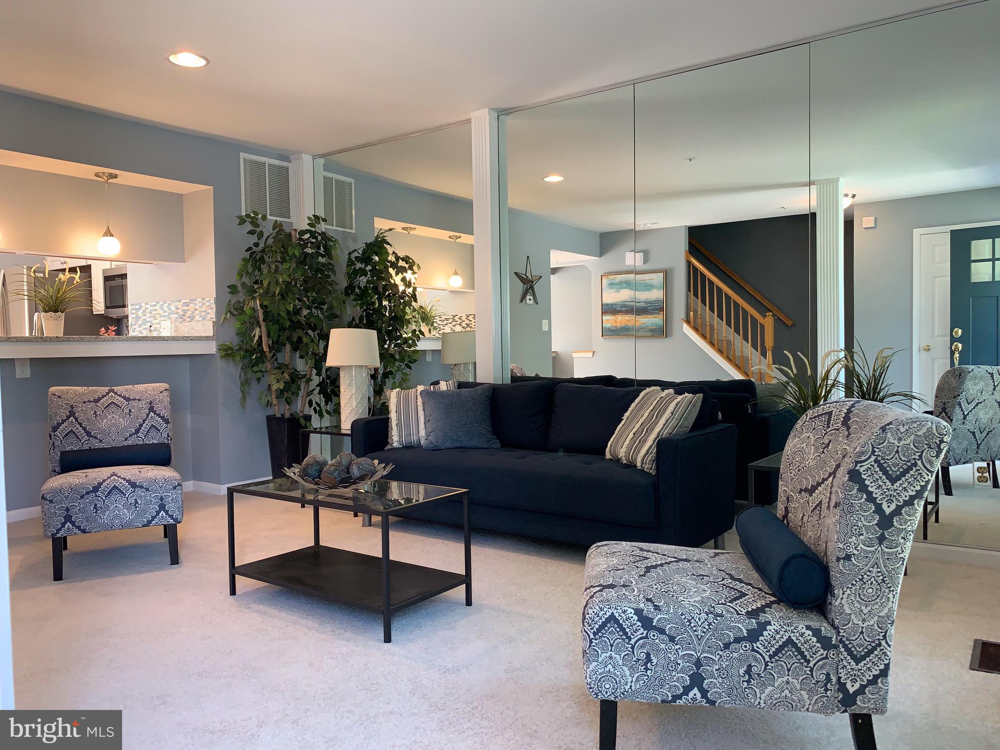 PIKESWOOD VILLAGE - Residential