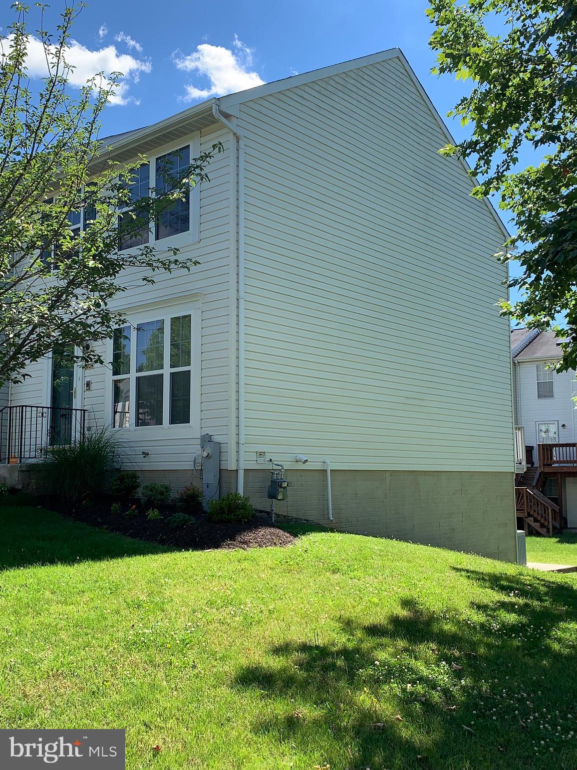 PIKESWOOD VILLAGE - Residential