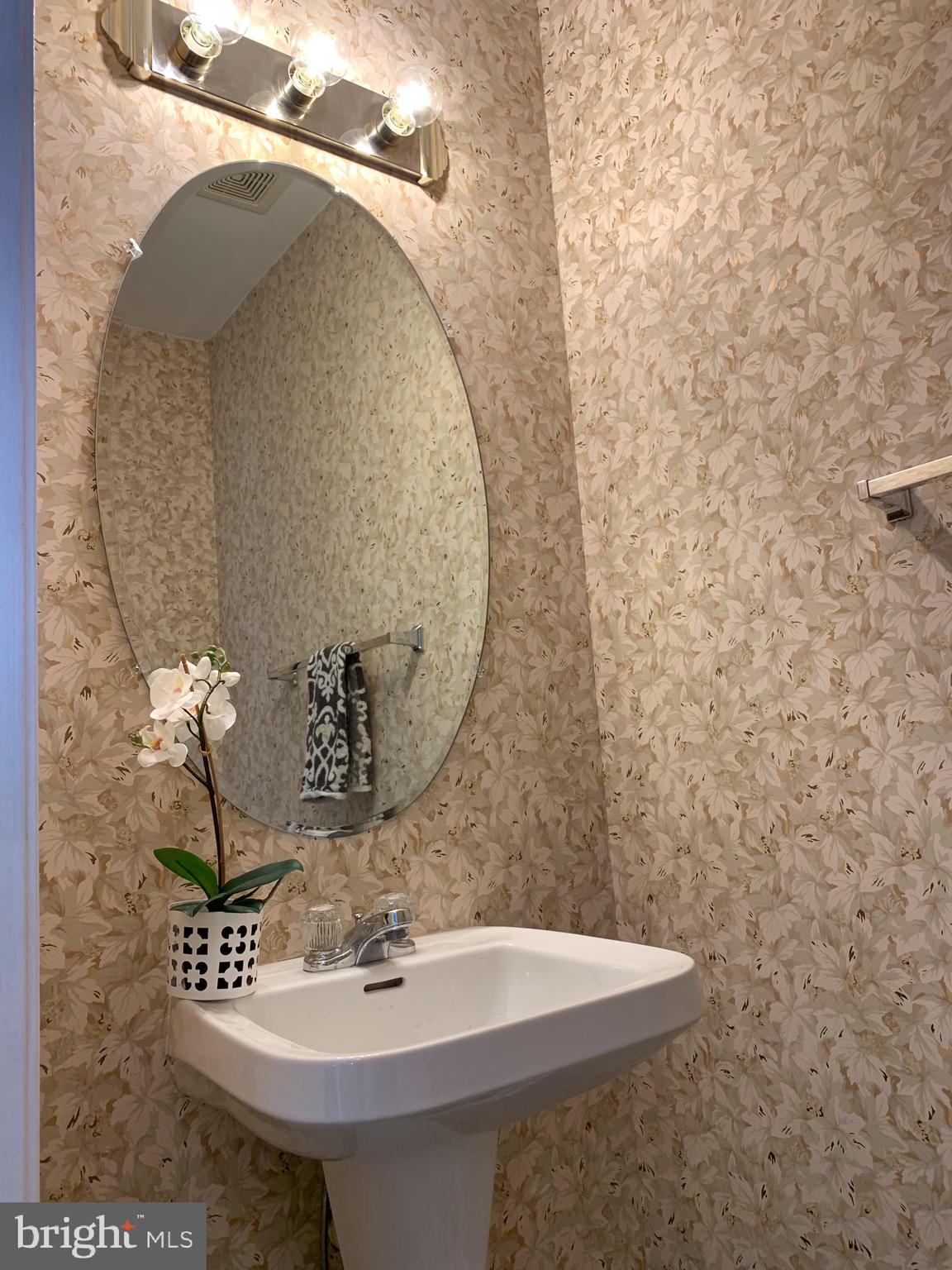 PIKESWOOD VILLAGE - Residential