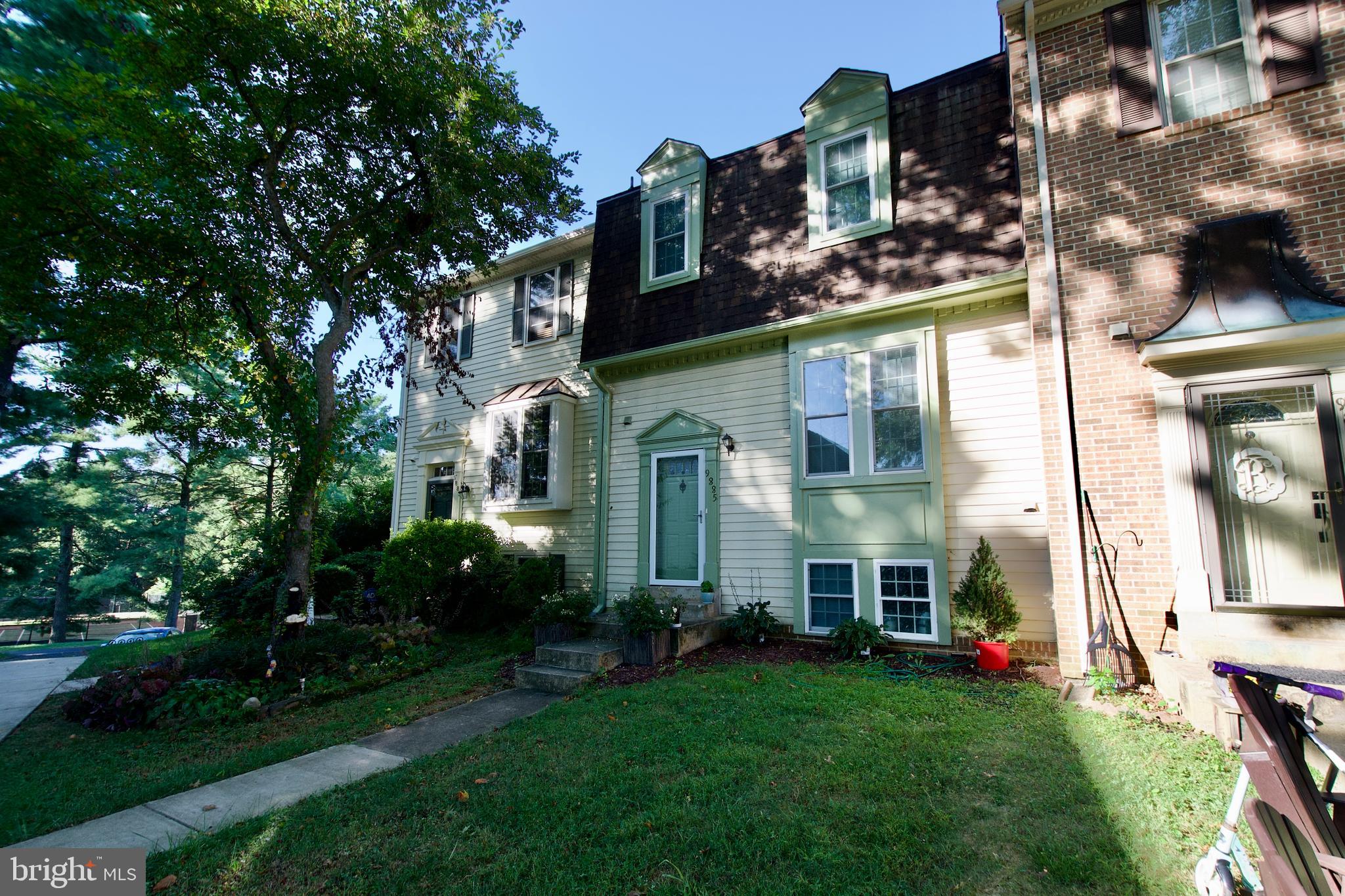 9885 BURKE POND COURT
