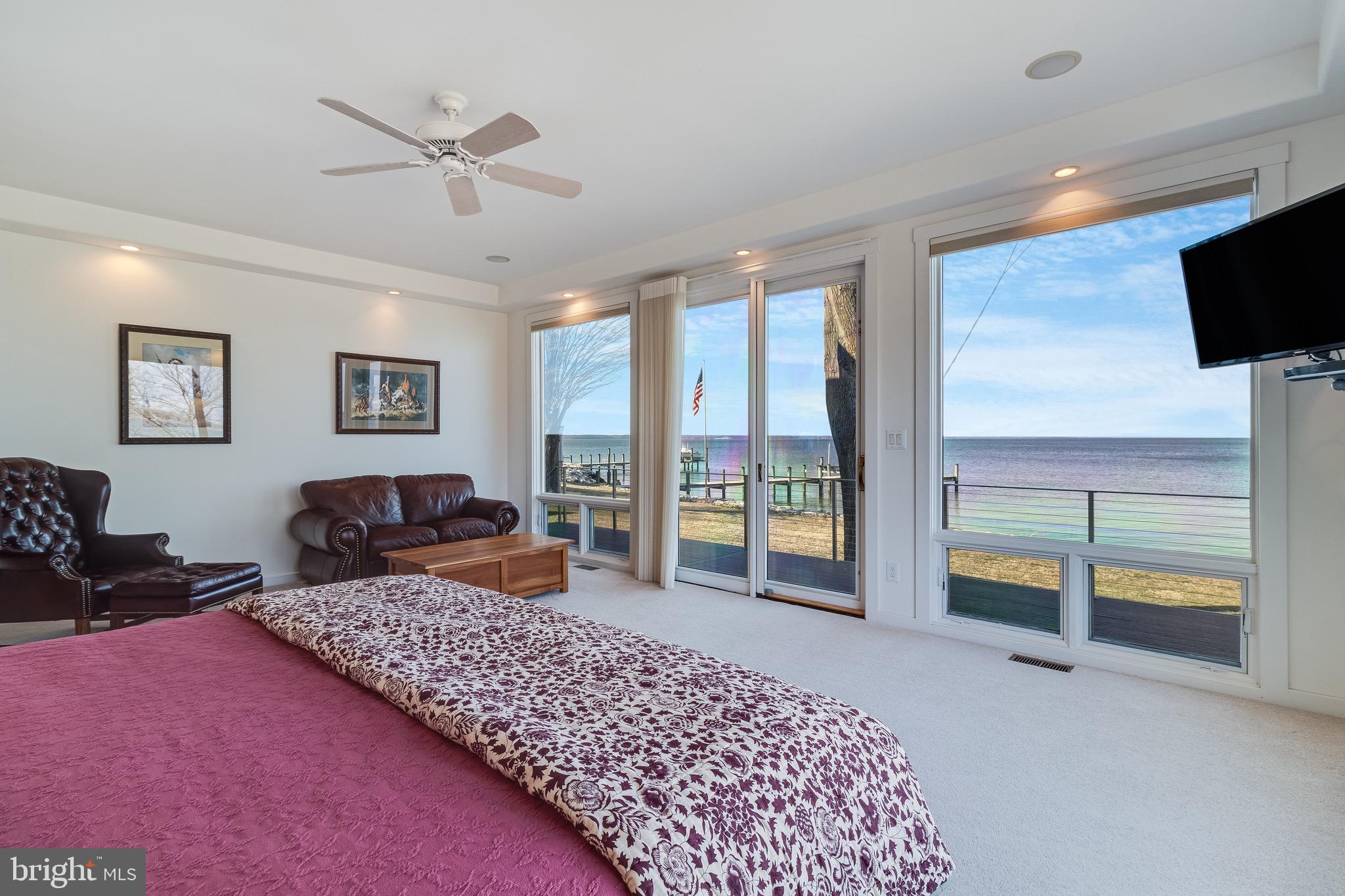 WATERLOO SHORES - Residential