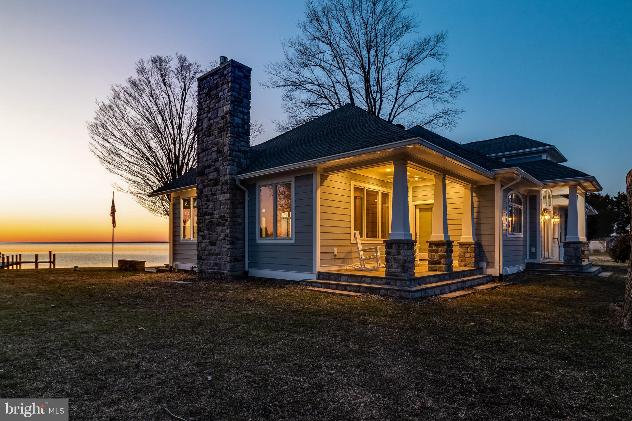 WATERLOO SHORES - Residential