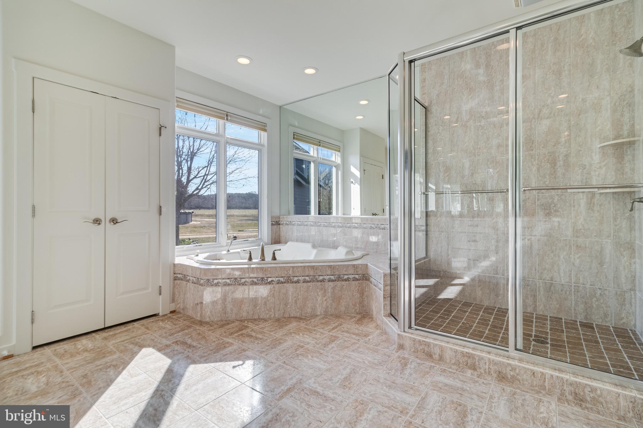 WATERLOO SHORES - Residential