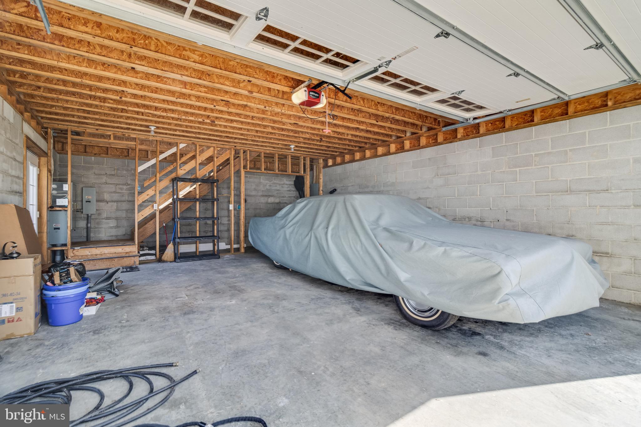 WATERLOO SHORES - Residential