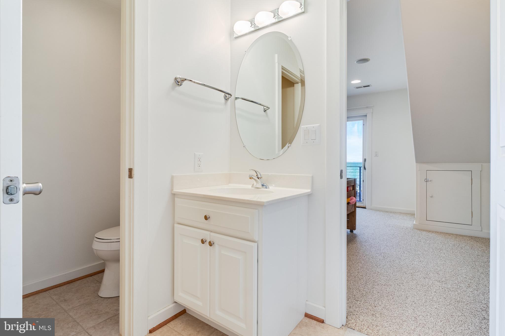 WATERLOO SHORES - Residential