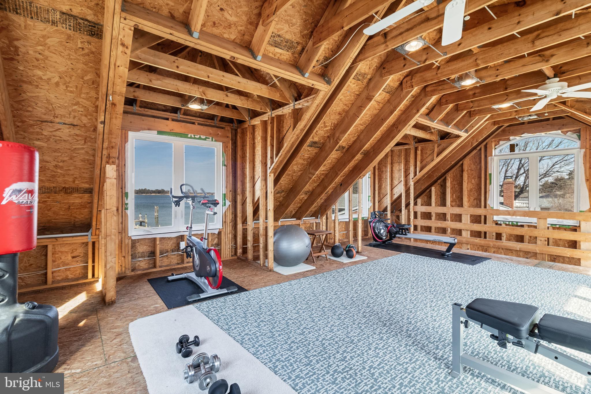 WATERLOO SHORES - Residential