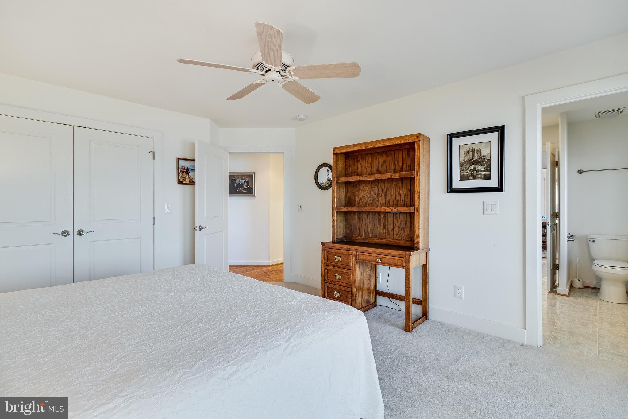 WATERLOO SHORES - Residential