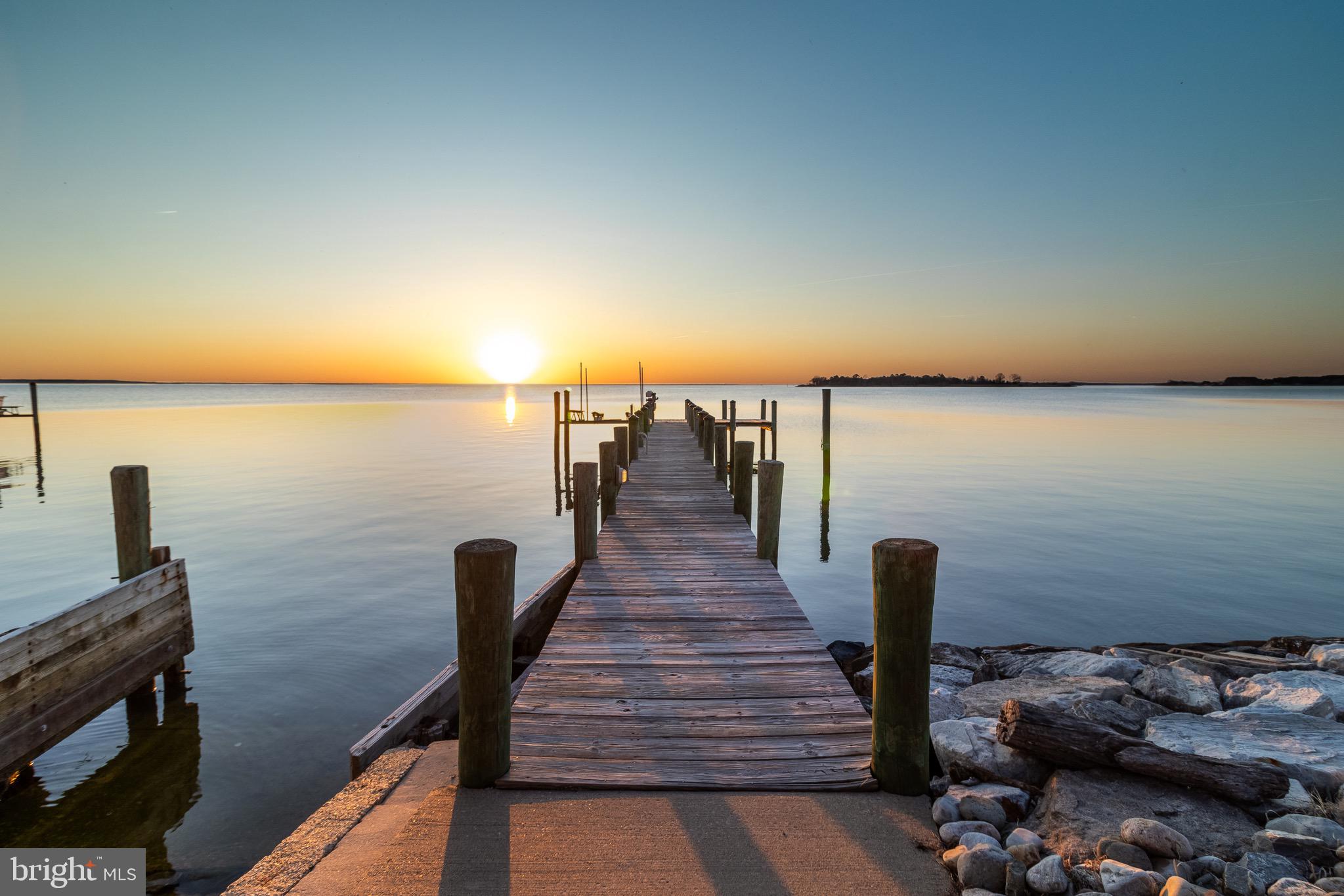 WATERLOO SHORES - Residential