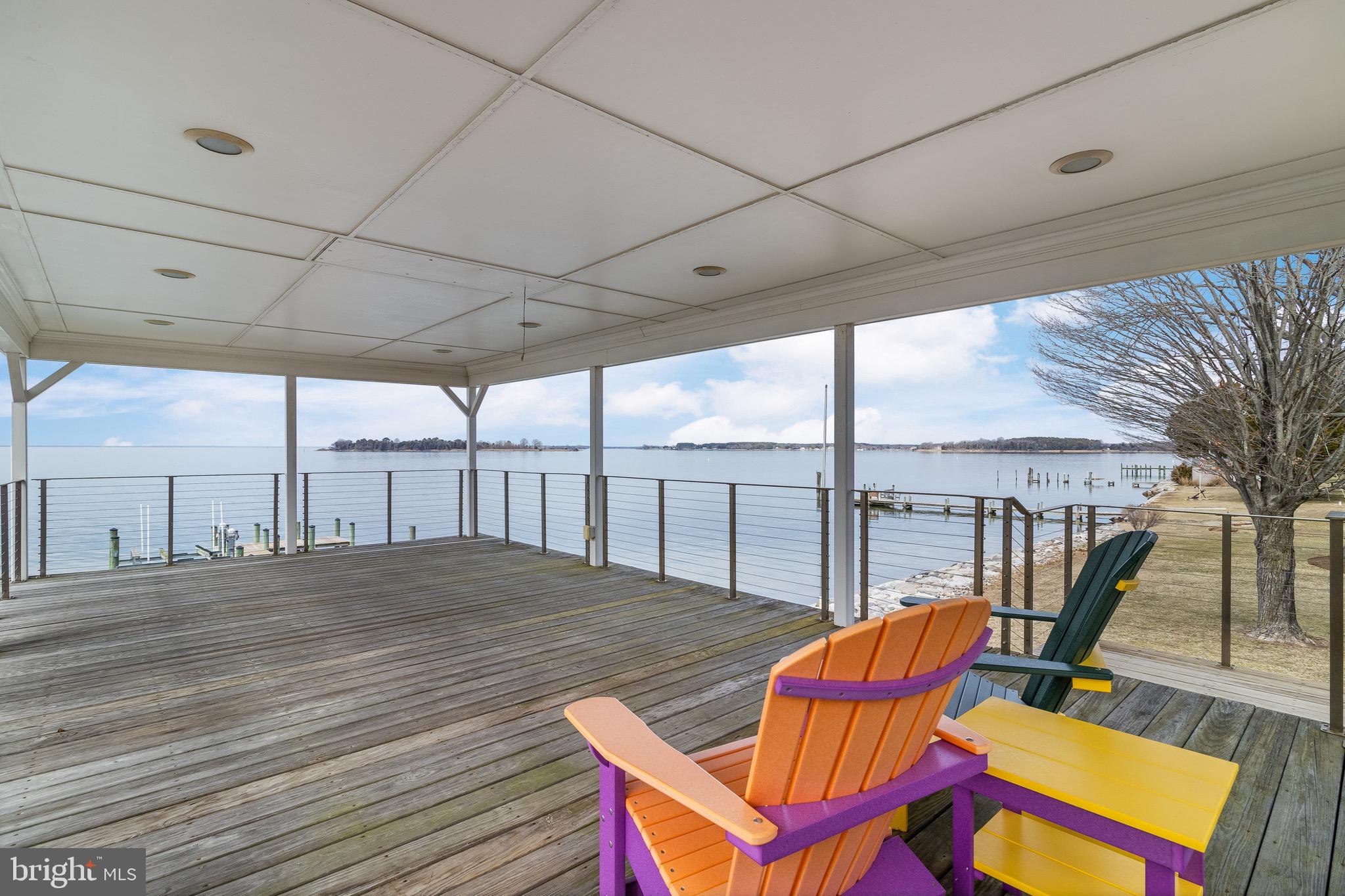 WATERLOO SHORES - Residential