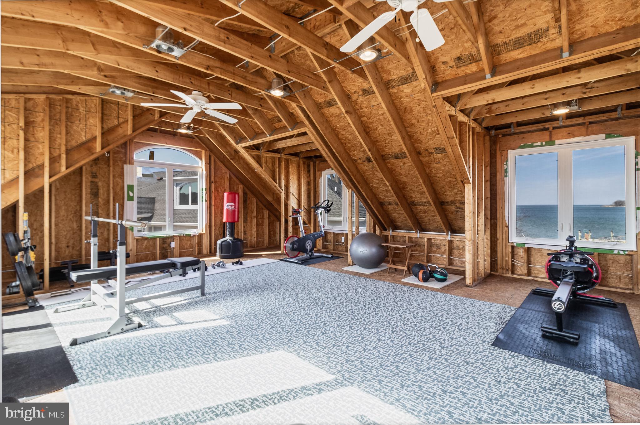 WATERLOO SHORES - Residential