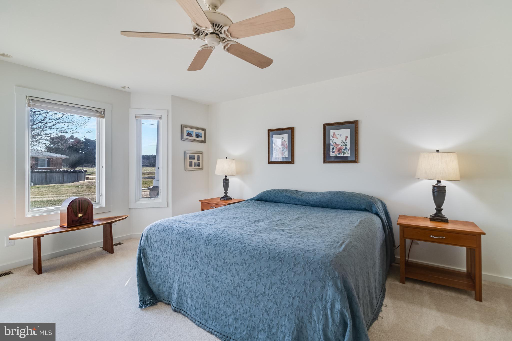 WATERLOO SHORES - Residential