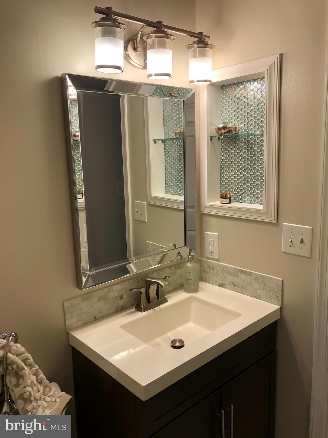 EDGEWOOD GREEN - Residential Lease