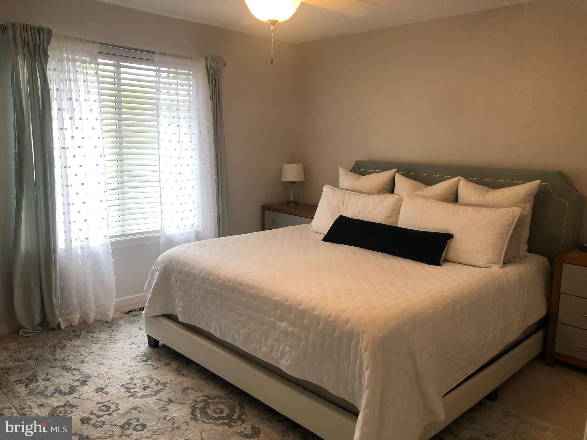 EDGEWOOD GREEN - Residential Lease