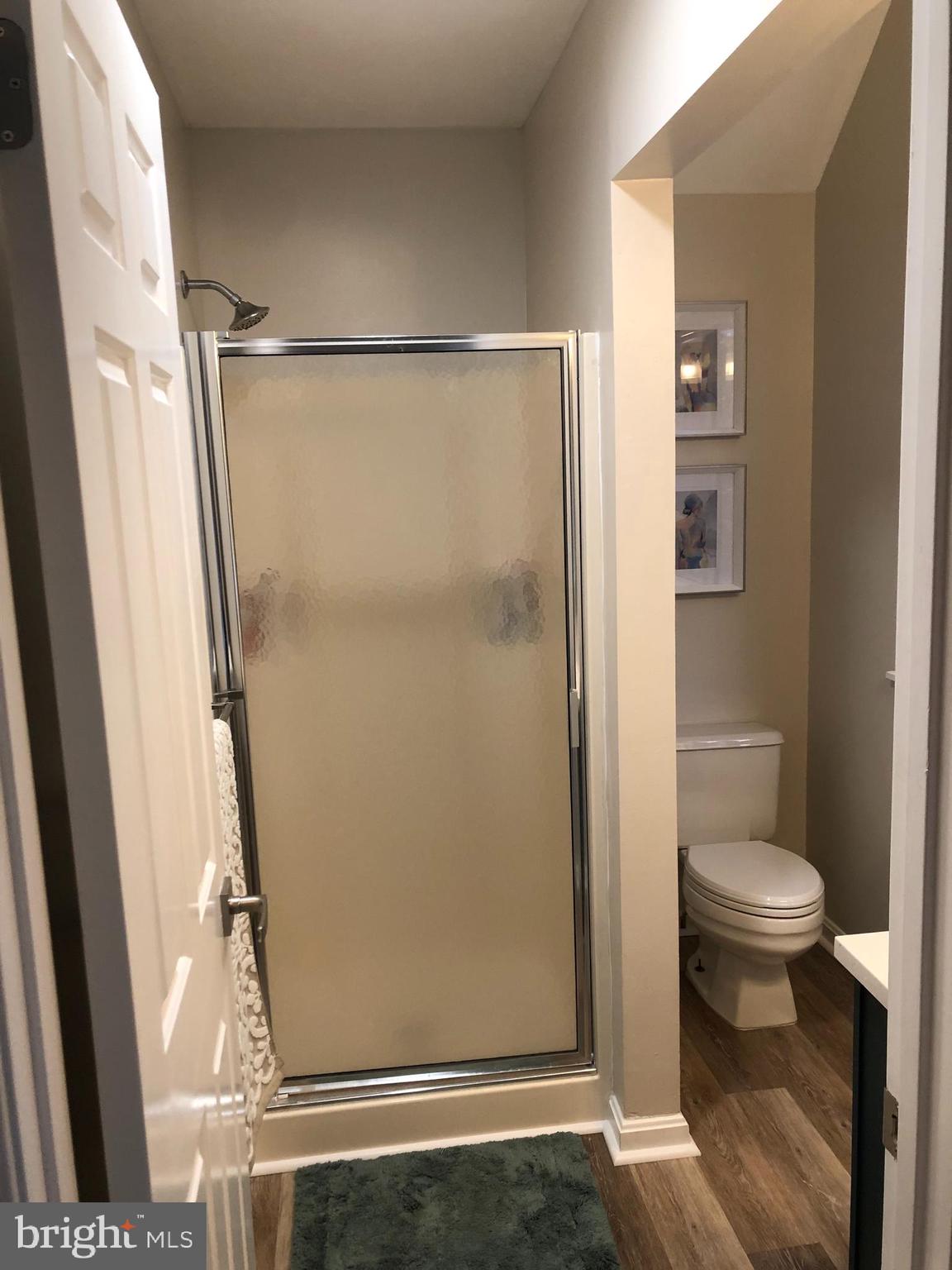 EDGEWOOD GREEN - Residential Lease