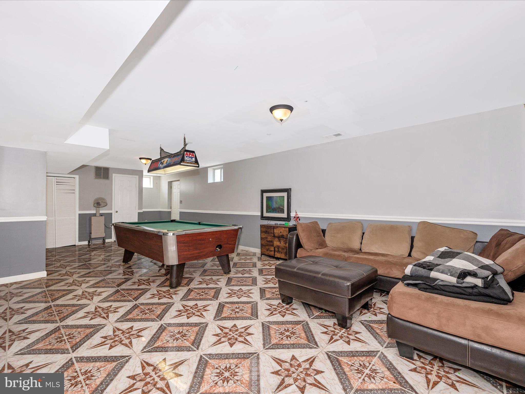 HAMMONDS MILL - Residential