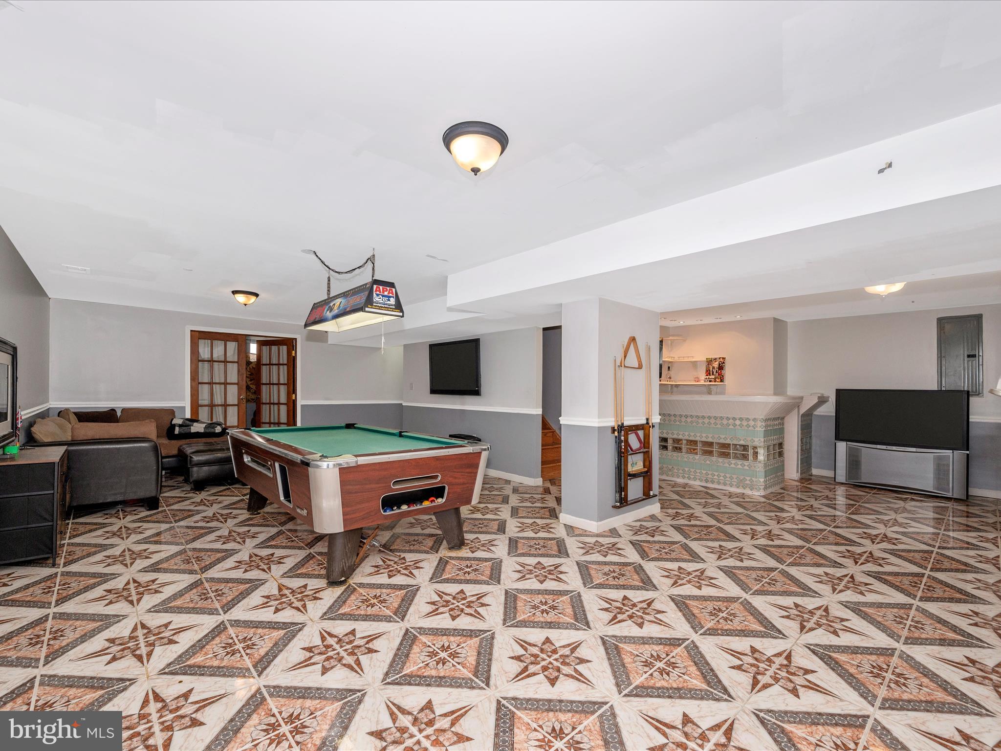 HAMMONDS MILL - Residential