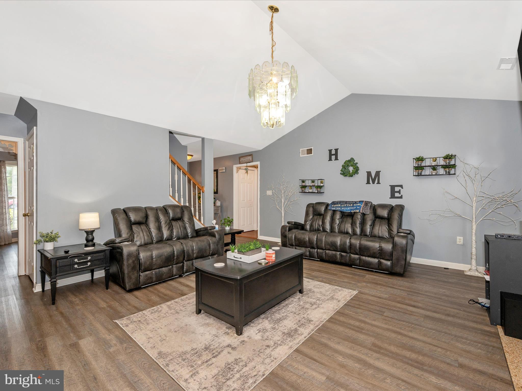 HAMMONDS MILL - Residential