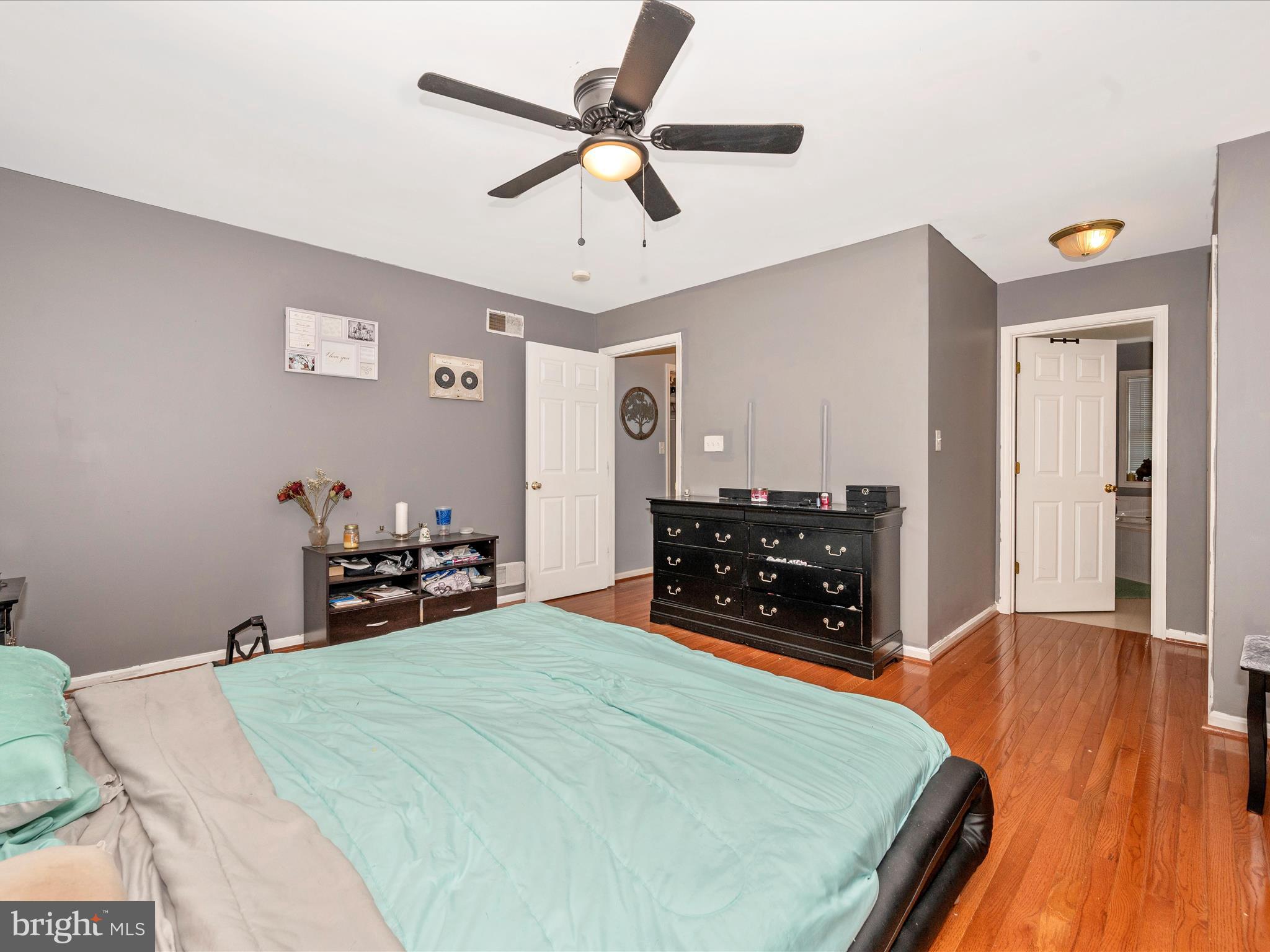 HAMMONDS MILL - Residential