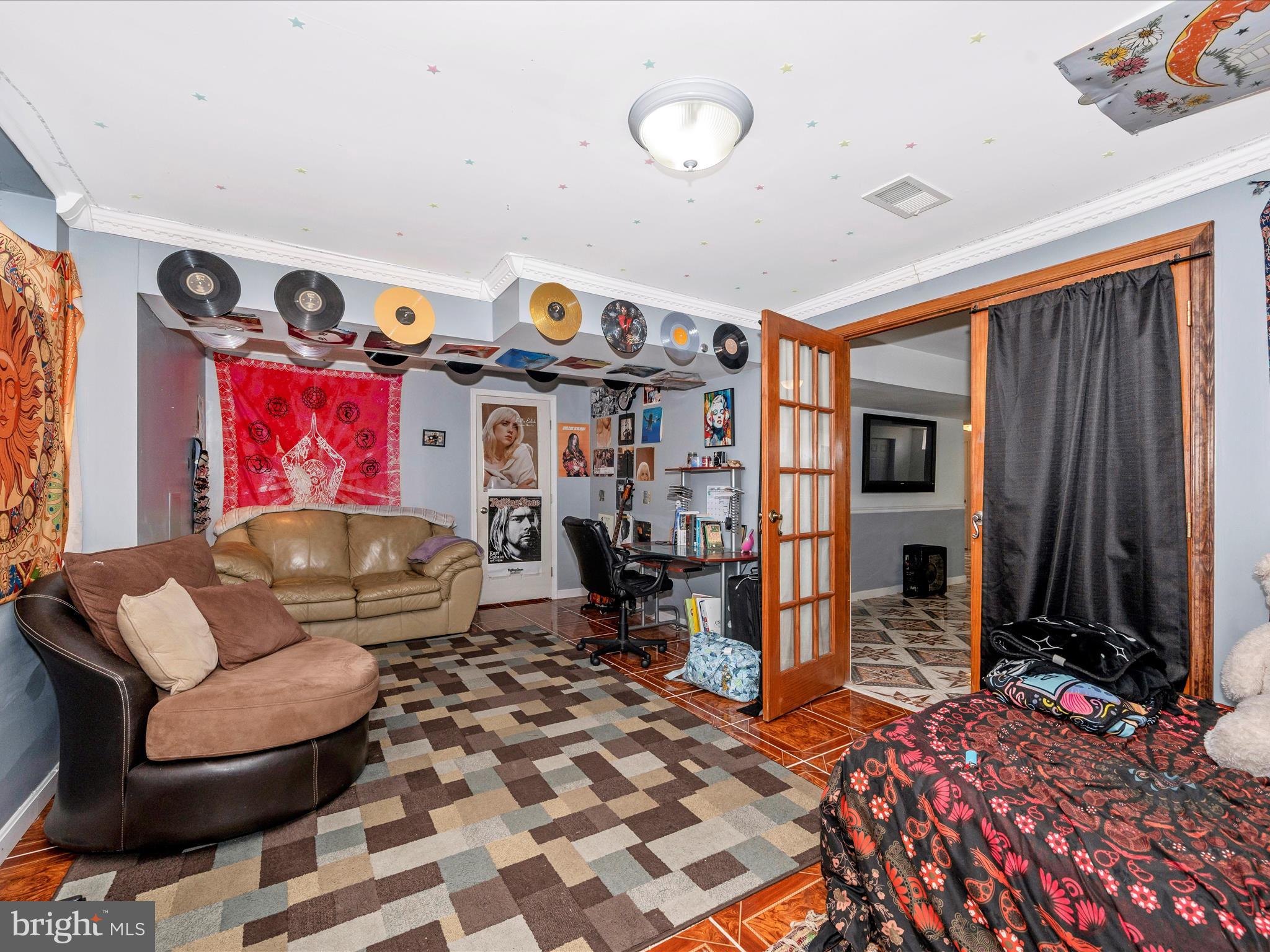 HAMMONDS MILL - Residential