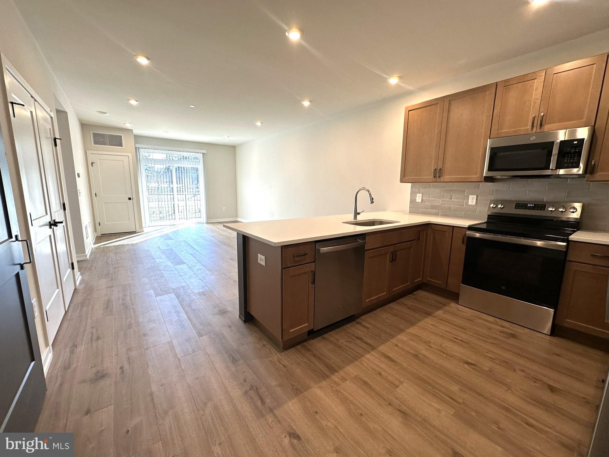 BRITTANY FARMS - Residential Lease