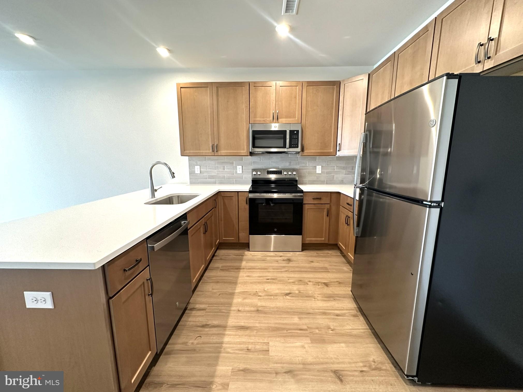 BRITTANY FARMS - Residential Lease