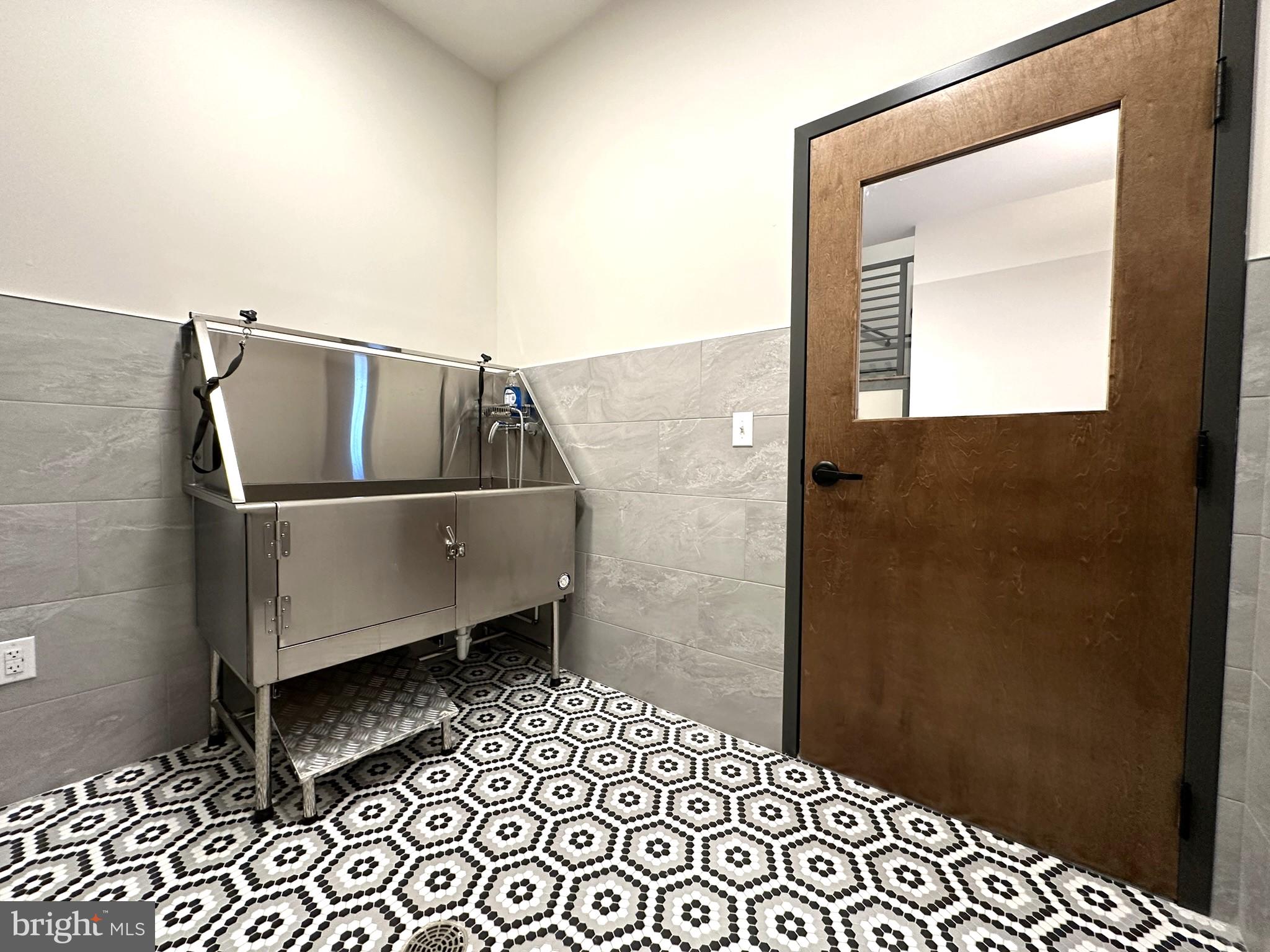 BRITTANY FARMS - Residential Lease