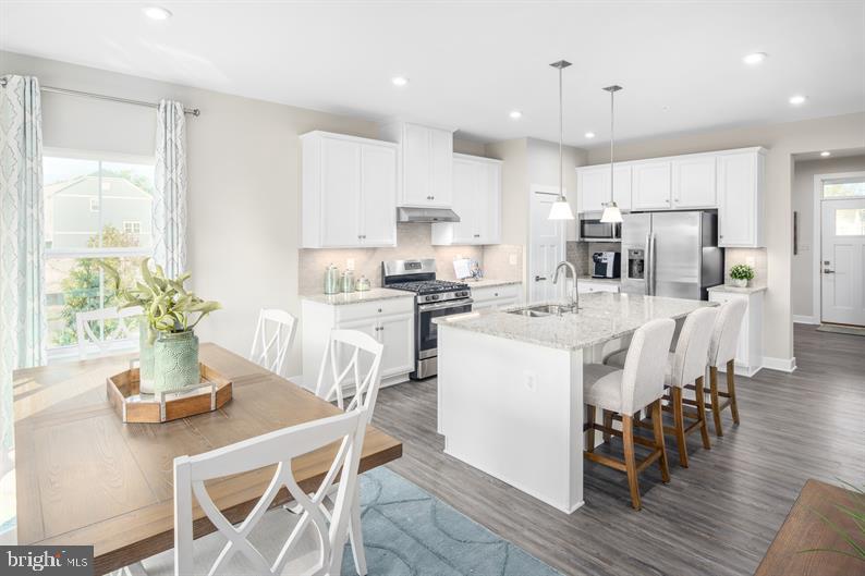 15574 TWIN RIVER CIRCLE H020