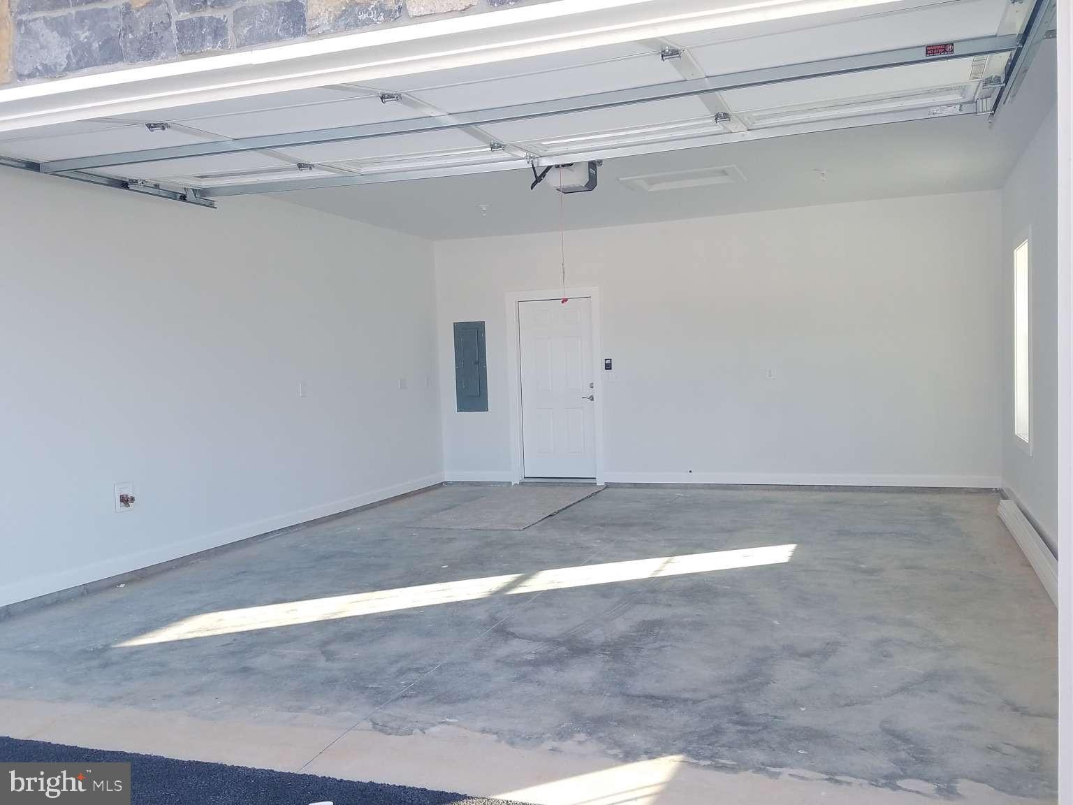 WOODBRIAR ESTATES - Residential