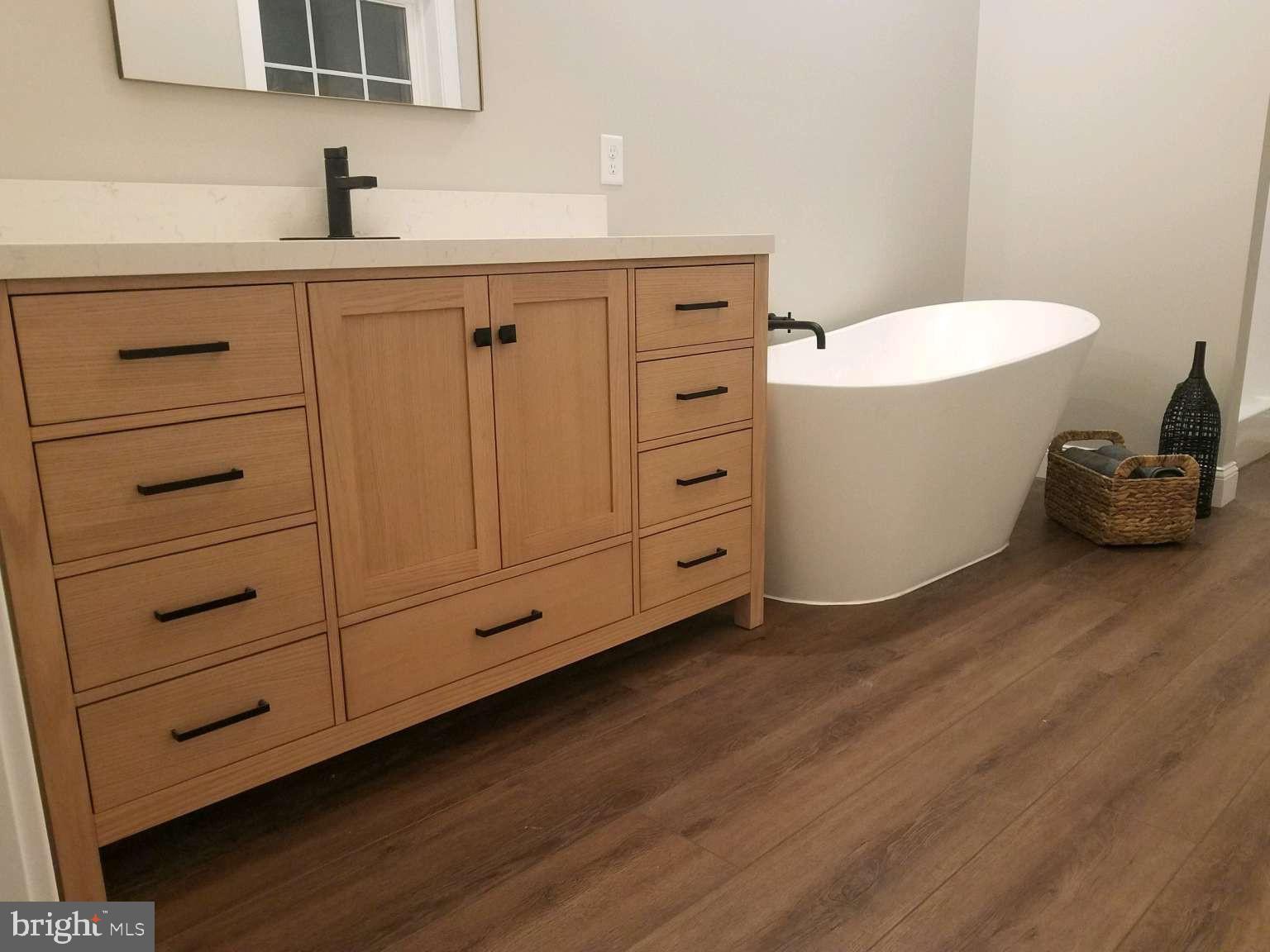 WOODBRIAR ESTATES - Residential