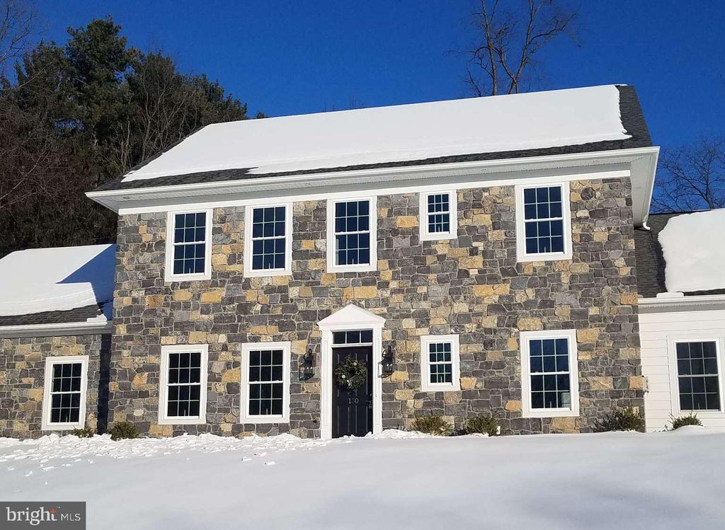 Photo of 130 Woodbriar Drive, CHAMBERSBURG, PA 17202 (MLS # PAFL2030664)