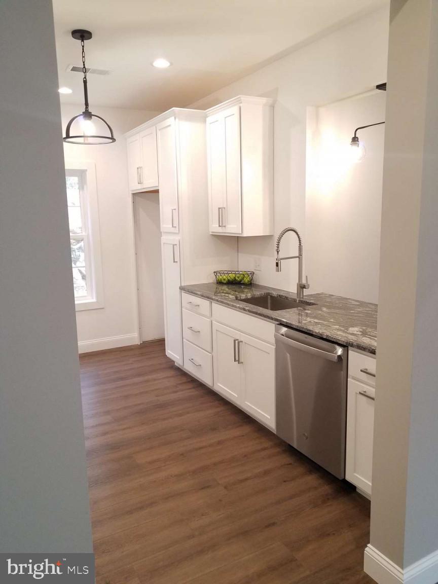 WOODBRIAR ESTATES - Residential