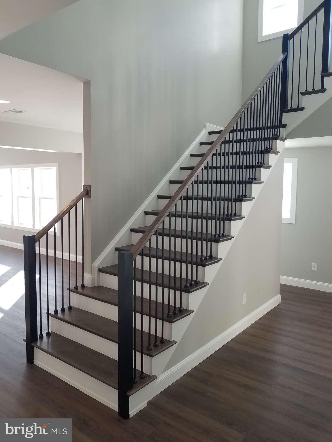 WOODBRIAR ESTATES - Residential