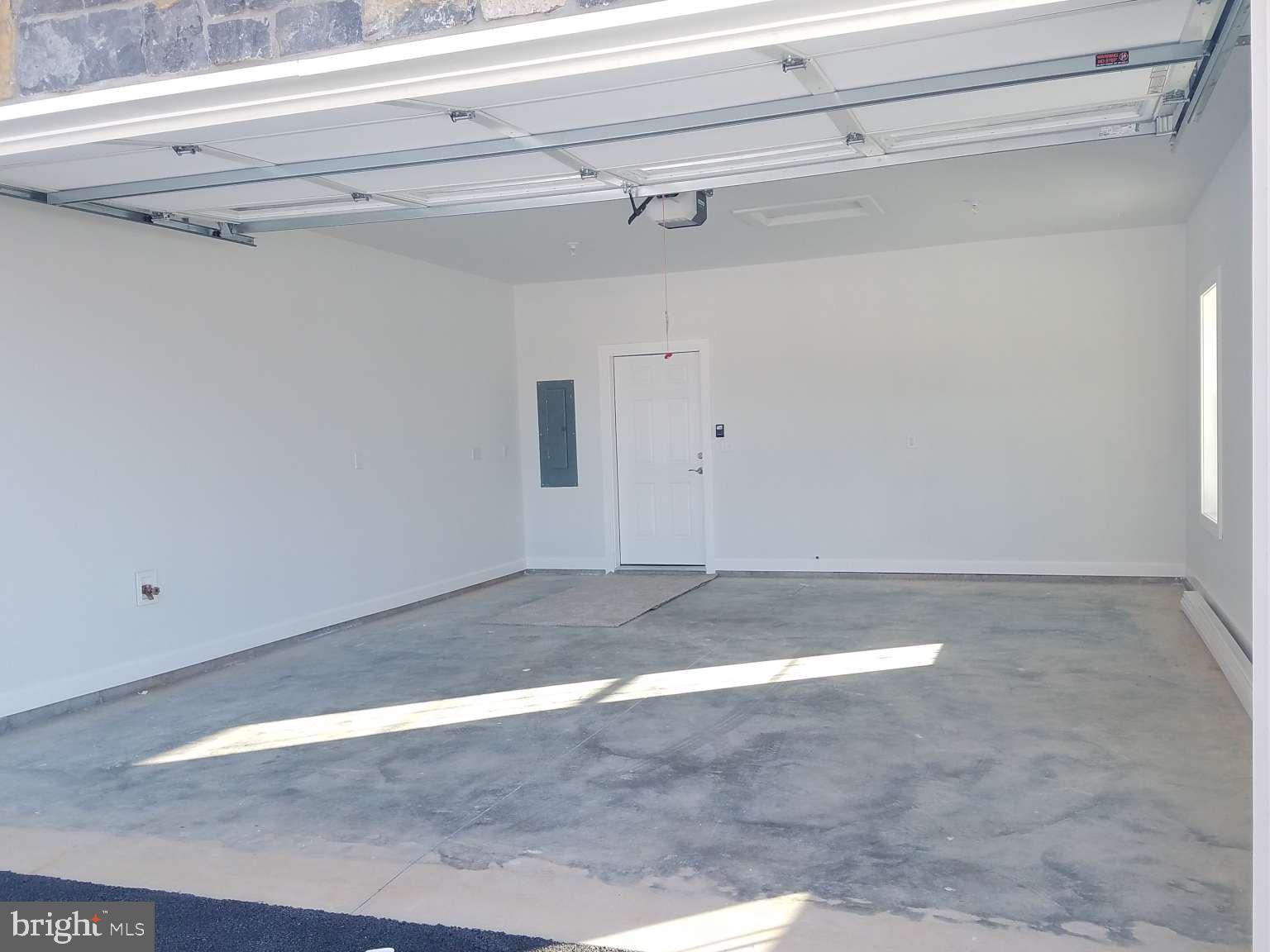 WOODBRIAR ESTATES - Residential