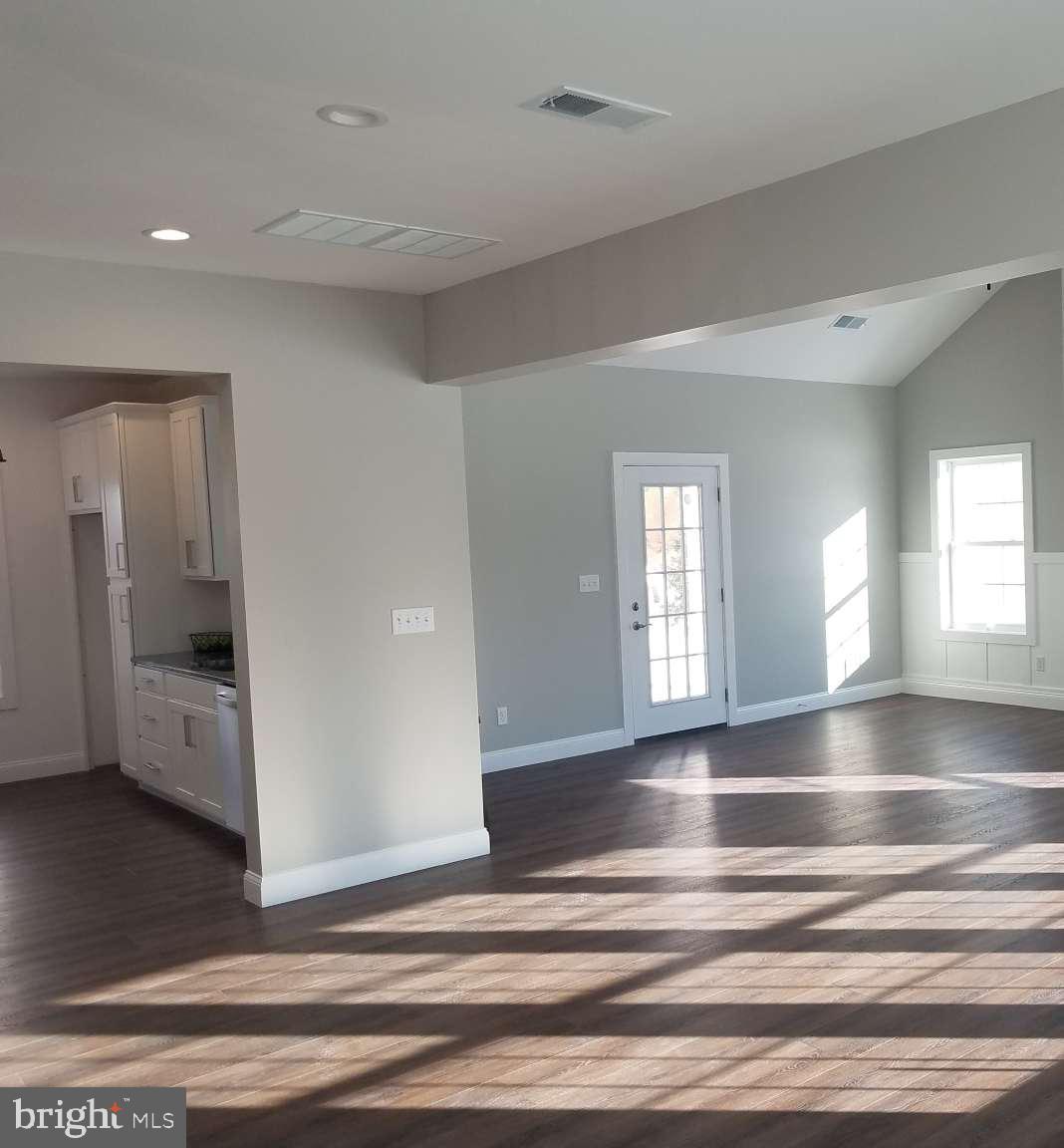 WOODBRIAR ESTATES - Residential