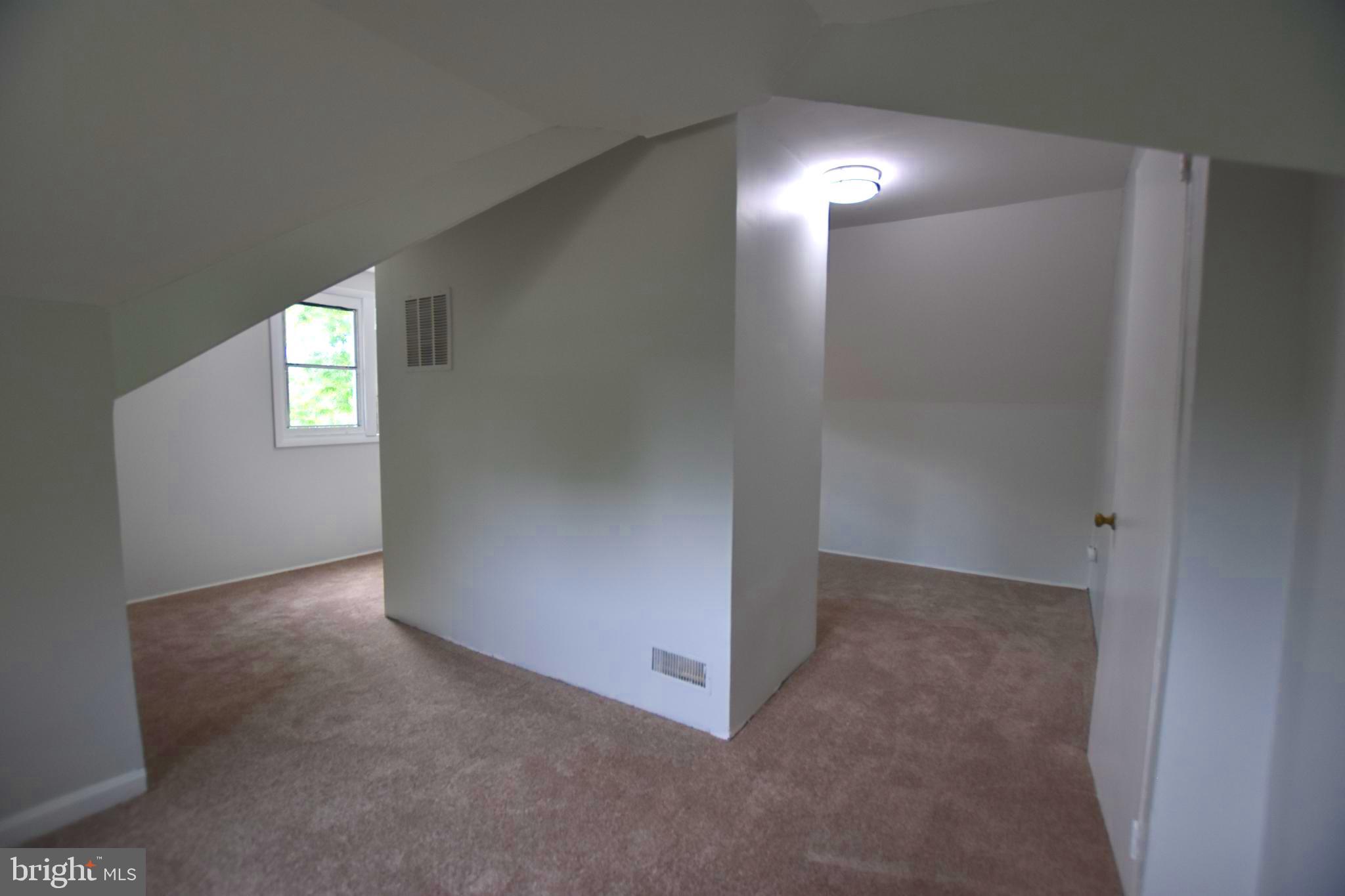 WOODLAWN - Residential Lease