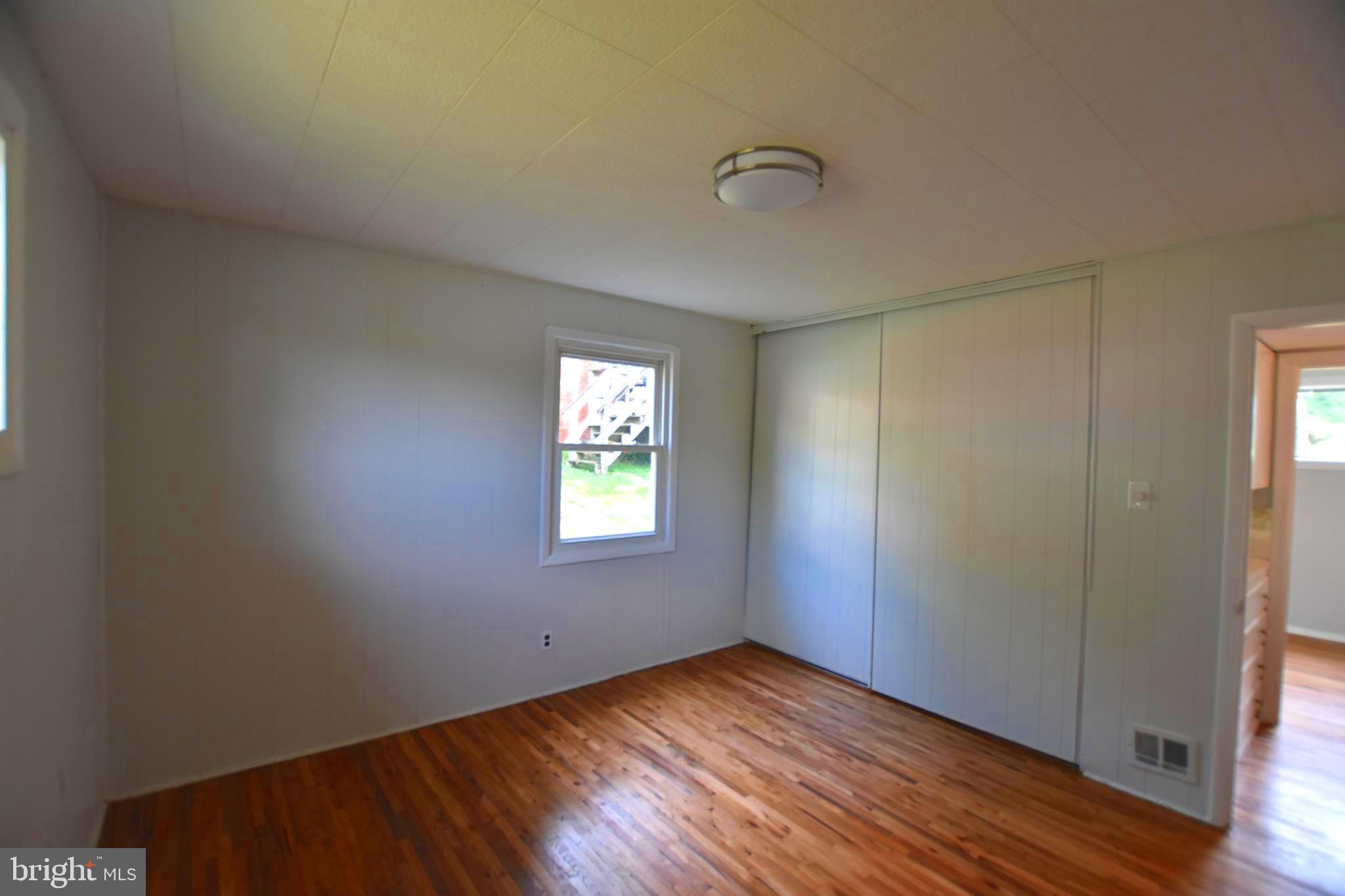 WOODLAWN - Residential Lease