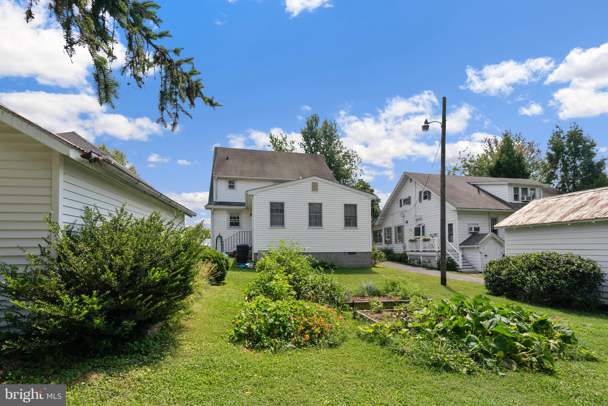 CENTREVILLE - Residential